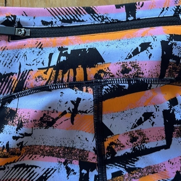 LULULEMON Speed Up Crop 20” Inversion Multi Colored pink purple orange black 6 - Picture 11 of 12